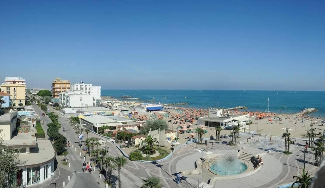 Appartamento Vista Mare Misano Adriatico Exterior foto